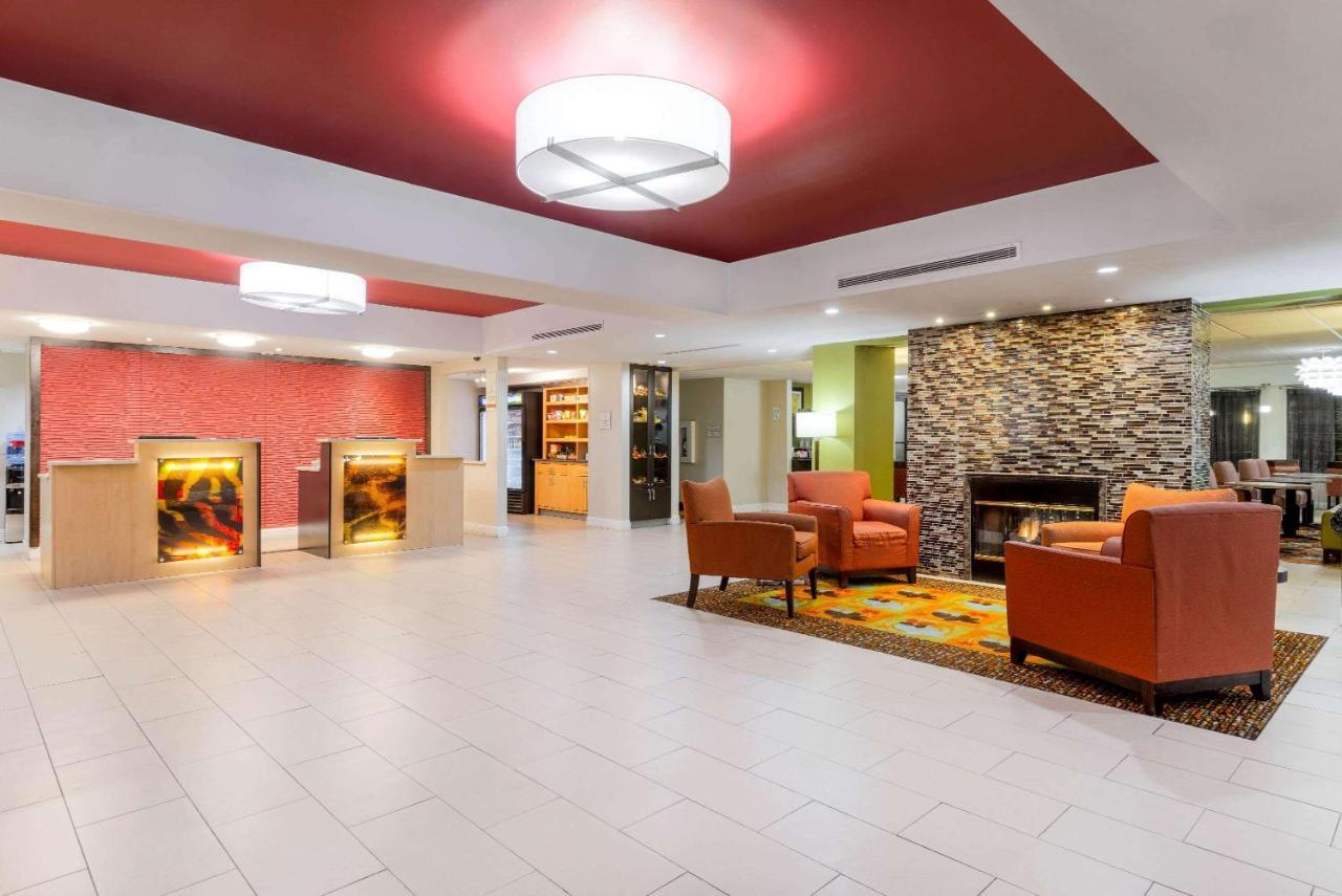 La Quinta Inn & Suites - New River Gorge National Park Summersville Exteriör bild